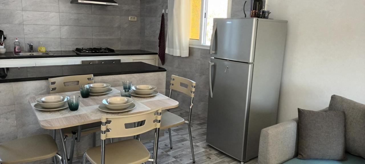 Ain Draham Sejour 1, Appartement Deux Pieces, Prive,Seulement Familles!!! Netflix, Youtube Exterior photo