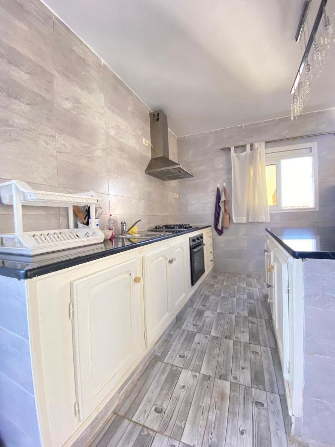 Ain Draham Sejour 1, Appartement Deux Pieces, Prive,Seulement Familles!!! Netflix, Youtube Exterior photo