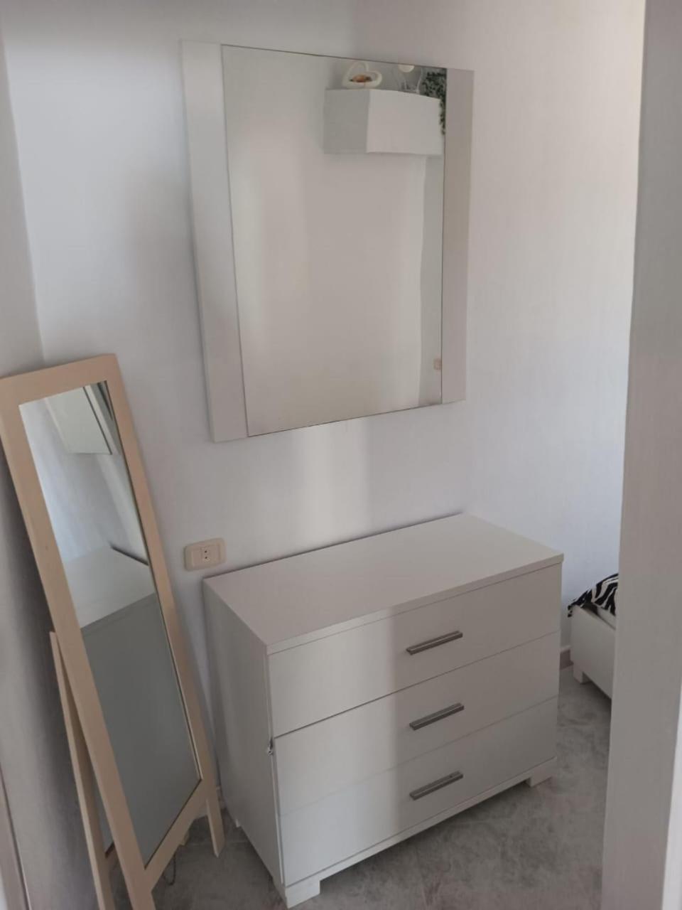 Ain Draham Sejour 1, Appartement Deux Pieces, Prive,Seulement Familles!!! Netflix, Youtube Exterior photo