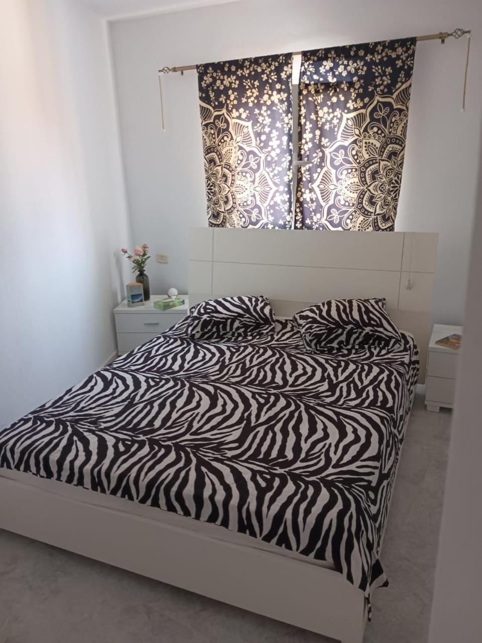 Ain Draham Sejour 1, Appartement Deux Pieces, Prive,Seulement Familles!!! Netflix, Youtube Exterior photo